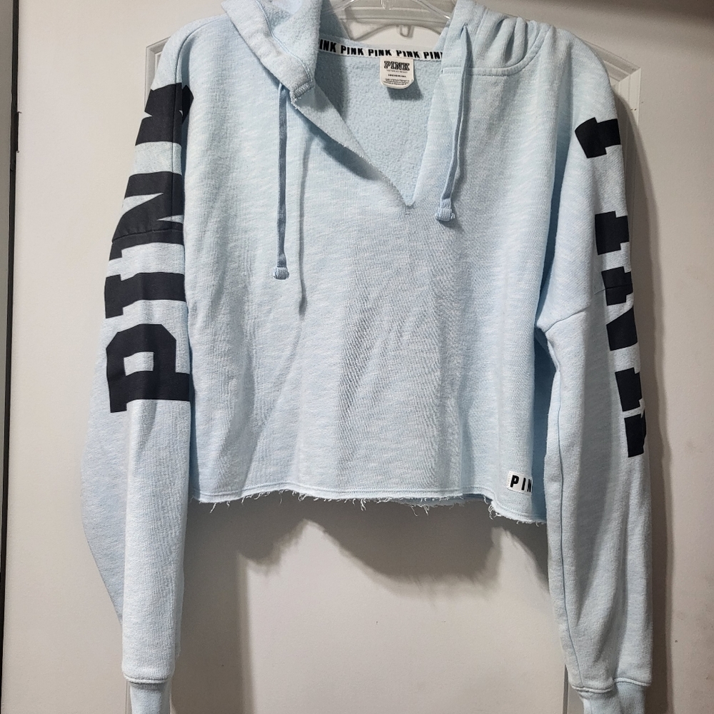 VS PINK CROPPED PULLOVER HOODIE